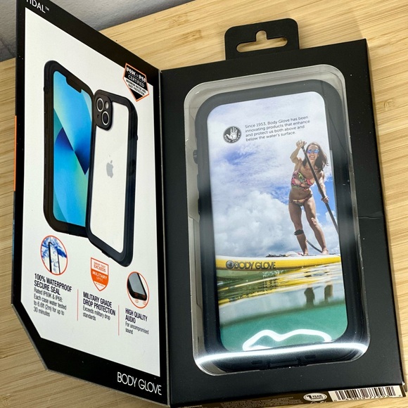 Body Glove Black Protective Case for iPhone 13 - Picture 3 of 5